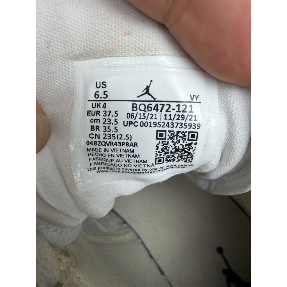 Nike Air Jordan Retro 1 Mid Sneakers Shoes Coconut Milk Womens 6.5 BQ6472-121‎ - Picture 11 of 11